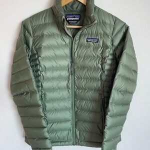 Patagonia Women’s Green Puffer Jacket